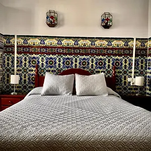 https://hostal-lis.es-andalucia.com